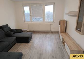 3-izbový byt začiatok Petržalky s loggiou. OD JANUÁRA 2026