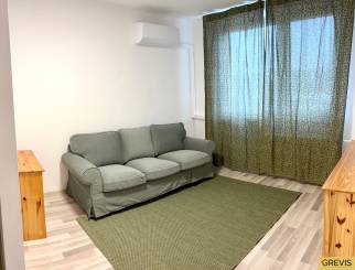 PRIESTRANNÝ 1-IZBÁK S KLIMATIZÁCIOU | NOVÁ KÚPEĽŇA, PARKOVANIE ZADARMO